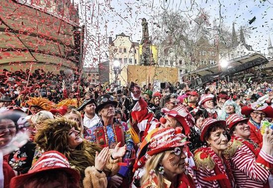 Cologne Carnival goes ahead despite worldwide Covid pandemic