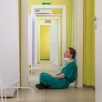 Spain: Fully boosted healthcare worker reinfected with SARs-CoV-2 after just 20 days